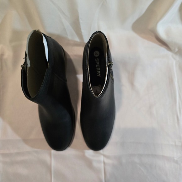 Sperry Women's Black Leather Side Zip Ankle Boots Booties STS88972 Size 8.5 - Picture 2 of 8